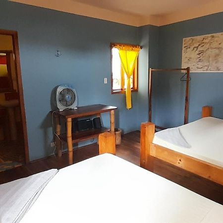 Hotel Boutique Hurvinek Montañita Eksteriør bilde