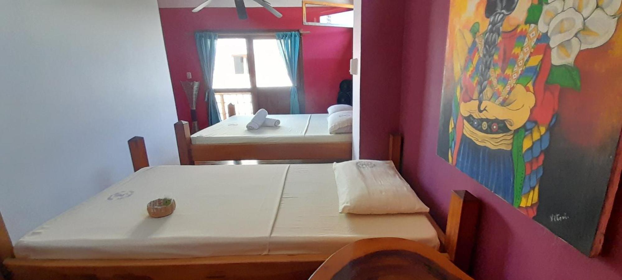 Hotel Boutique Hurvinek Montañita Eksteriør bilde