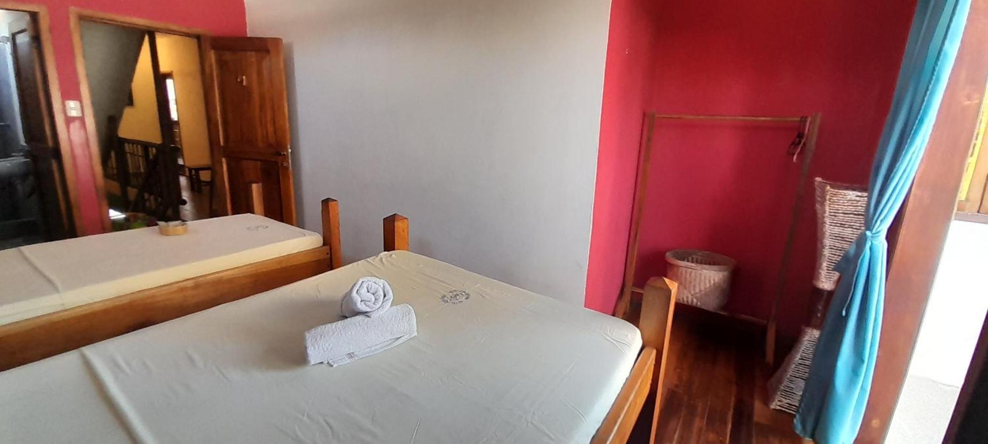 Hotel Boutique Hurvinek Montañita Eksteriør bilde